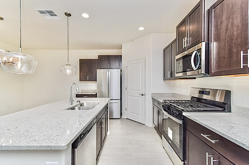 1,765/Mo, 7751 S Candlepine Dr Tucson, AZ 85757 Kitchen View