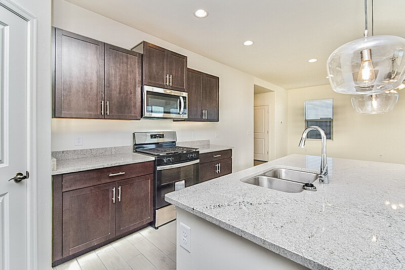 1,765/Mo, 7751 S Candlepine Dr Tucson, AZ 85757 Kitchen View 2