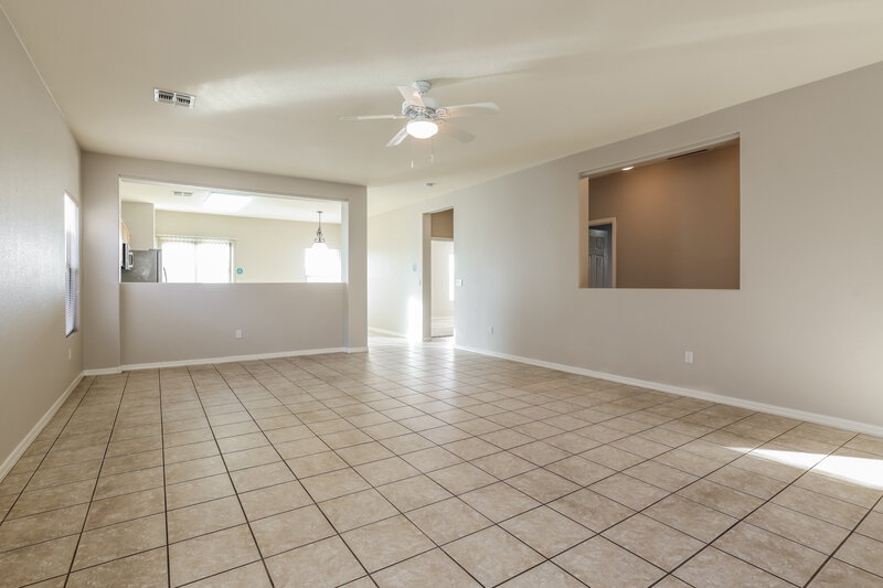 2,005/Mo, 14548 S Camino Vendaval Sahuarita, AZ 85629 Living Room View
