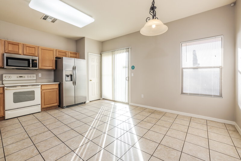2,005/Mo, 14548 S Camino Vendaval Sahuarita, AZ 85629 Dining Room View