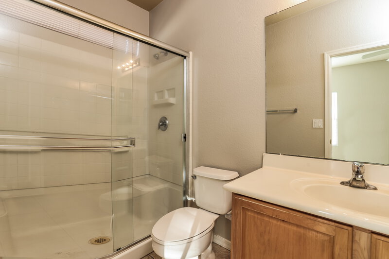 2,005/Mo, 14548 S Camino Vendaval Sahuarita, AZ 85629 Bathroom View
