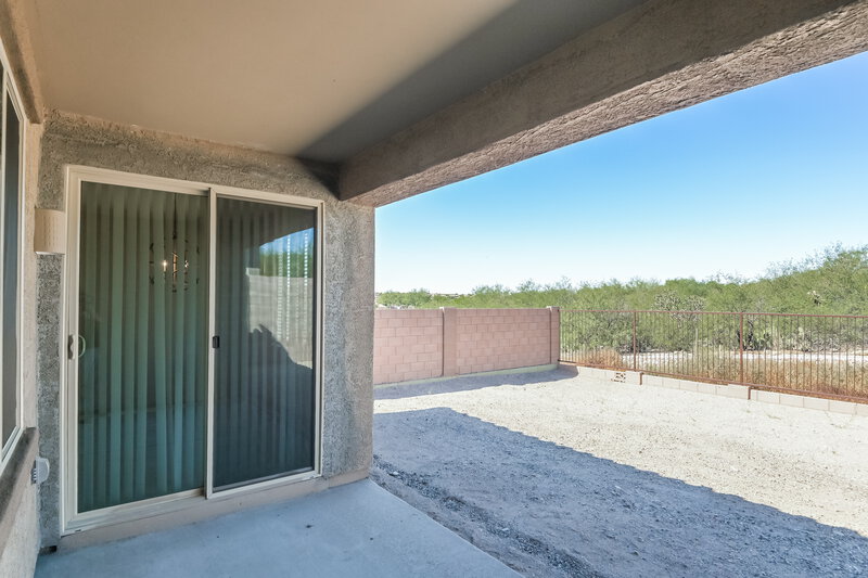 2,200/Mo, 13875 E Silver Pine Trl Vail, AZ 85641 Covered Patio View