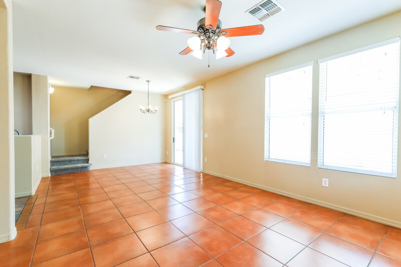 1,670/Mo, 293 W Paseo Celestial Sahuarita, AZ 85629 Living Room View