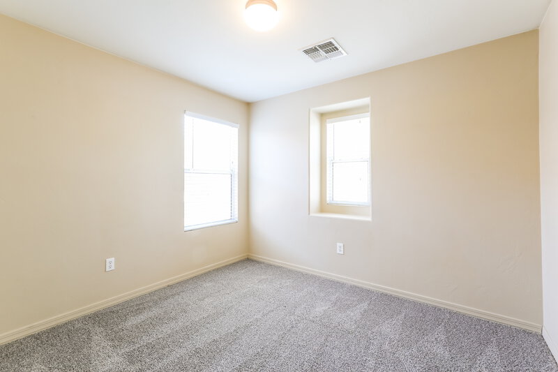1,670/Mo, 293 W Paseo Celestial Sahuarita, AZ 85629 Bedroom View