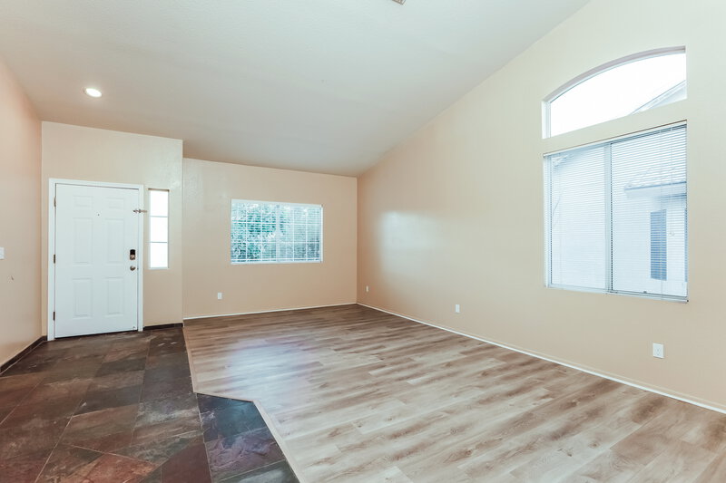2,085/Mo, 7519 W Summer Sky Dr Tucson, AZ 85743 Living Room View 2