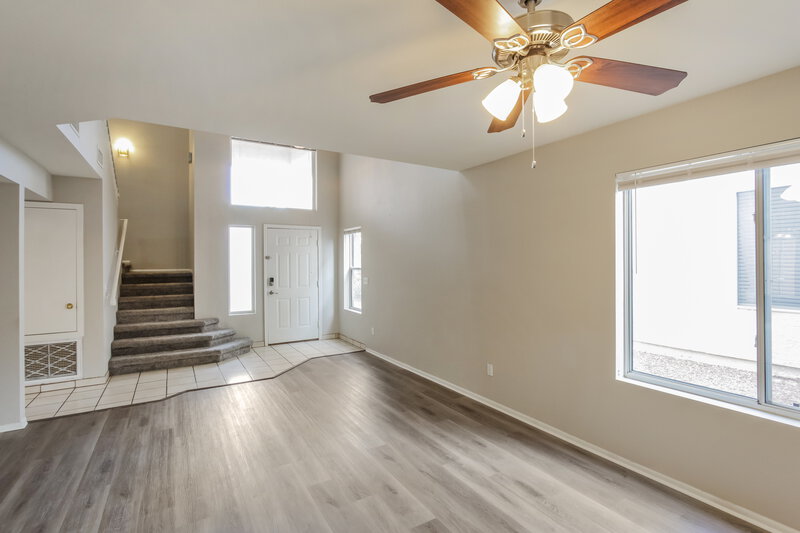 2,055/Mo, 9078 E Muleshoe St Tucson, AZ 85747 Living Room View 2