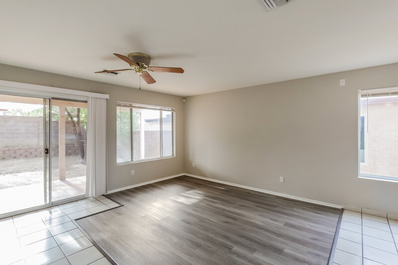 2,055/Mo, 9078 E Muleshoe St Tucson, AZ 85747 Dining Room View