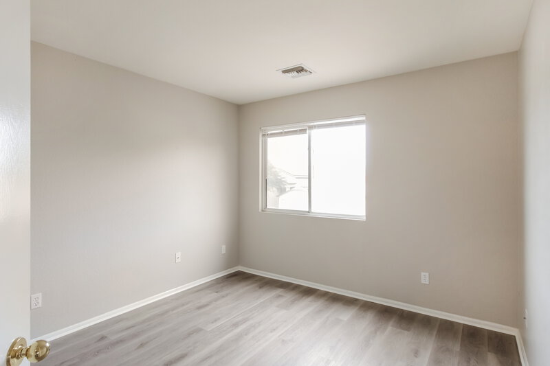 2,055/Mo, 9078 E Muleshoe St Tucson, AZ 85747 Bedroom View