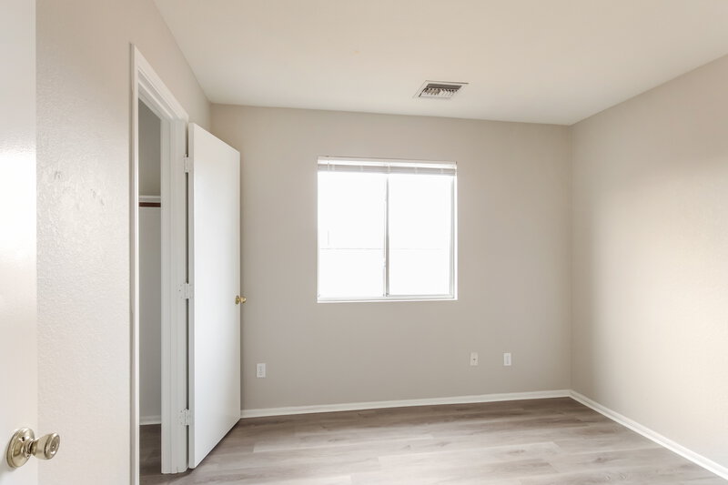 2,055/Mo, 9078 E Muleshoe St Tucson, AZ 85747 Bedroom View 3
