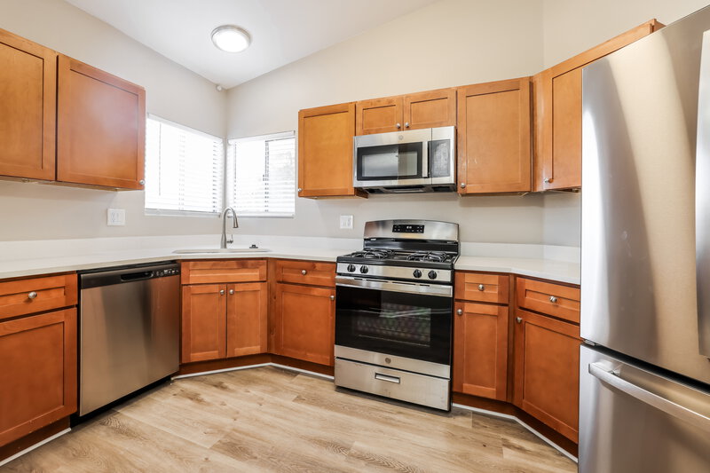 2,840/Mo, 3474 W Avenida Obregon Tucson, AZ 85746 Kitchen View