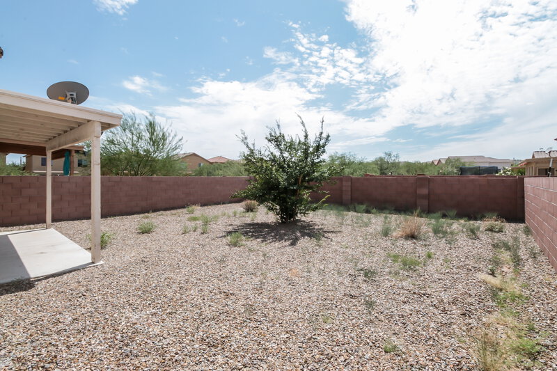1,800/Mo, 18362 S Avenida Arroyo Seco Green Valley, AZ 85614 Rear View 2