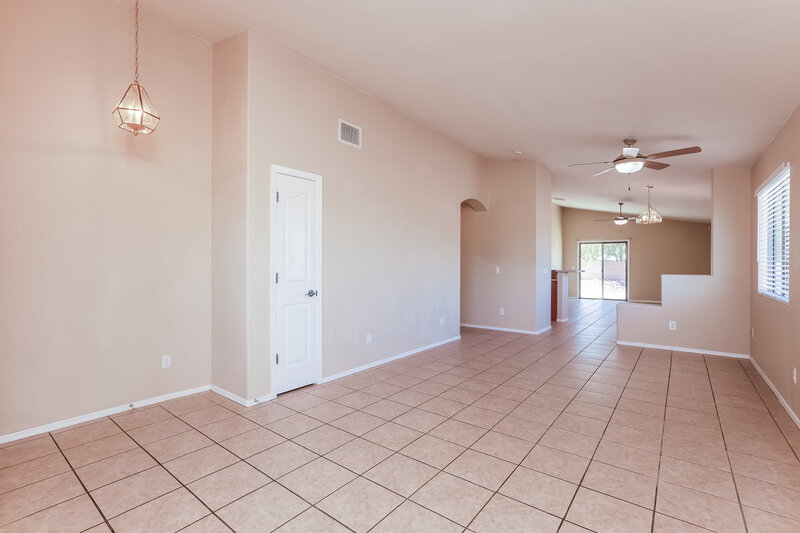1,845/Mo, 10462 E Dusky Willow Dr Tucson, AZ 85747 Living Room View