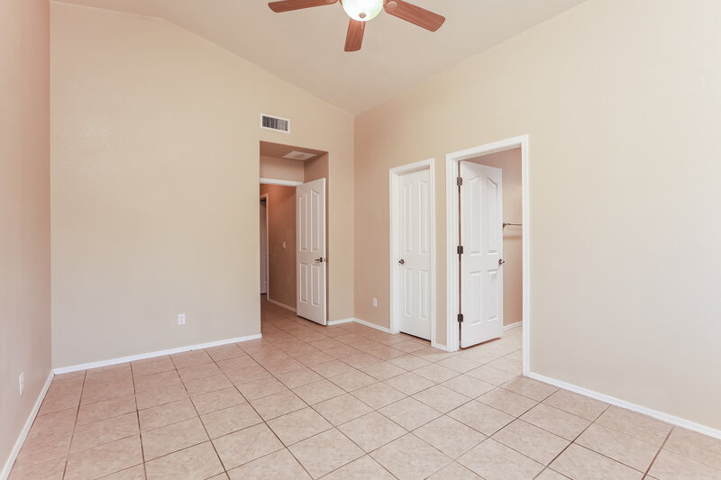 1,845/Mo, 10462 E Dusky Willow Dr Tucson, AZ 85747 Main Bedroom View 2
