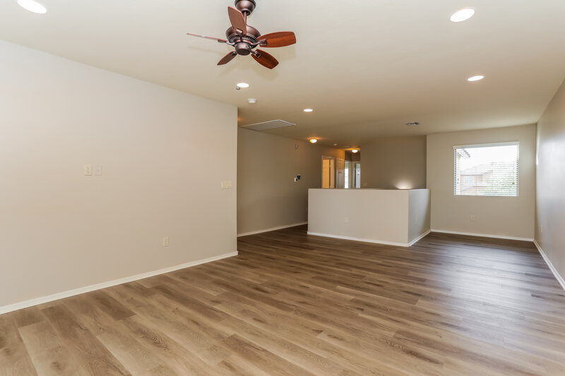 1,715/Mo, 18369 S Avenida Arroyo Seco Green Valley, AZ 85614 Living Room View 2