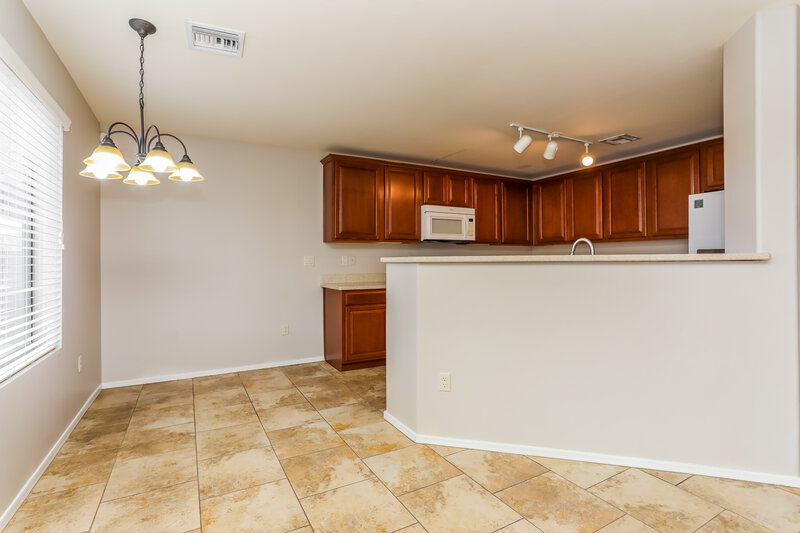 1,715/Mo, 18369 S Avenida Arroyo Seco Green Valley, AZ 85614 Dining Room View