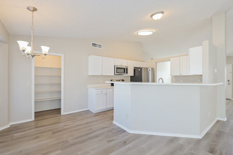 2,070/Mo, 7790 S Claremon Ave Tucson, AZ 85747 Dining Room View