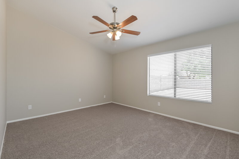 2,060/Mo, 9647 E Banbridge St Tucson, AZ 85747 Main Bedroom View