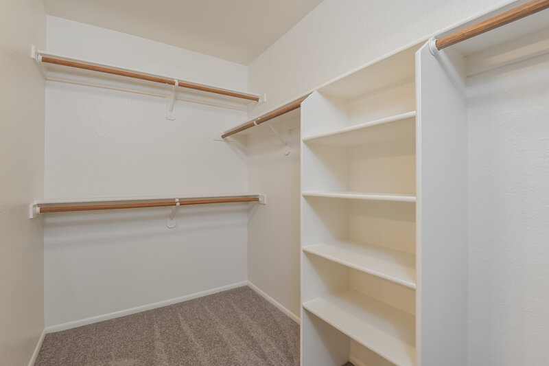 2,060/Mo, 9647 E Banbridge St Tucson, AZ 85747 Walk In Closet View