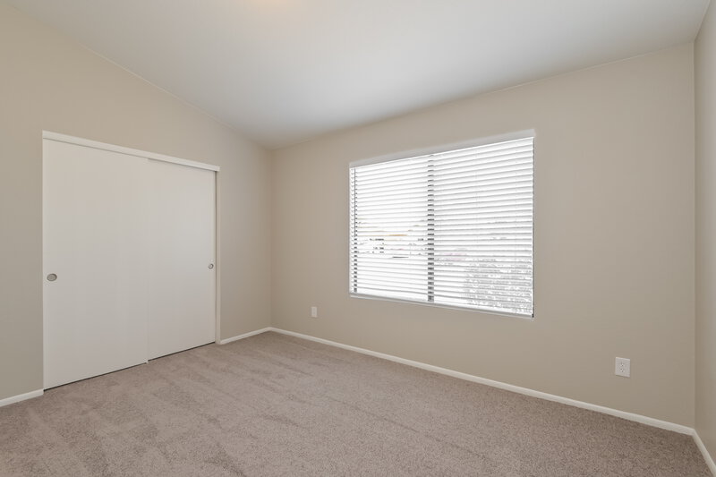 2,060/Mo, 9647 E Banbridge St Tucson, AZ 85747 Bedroom View