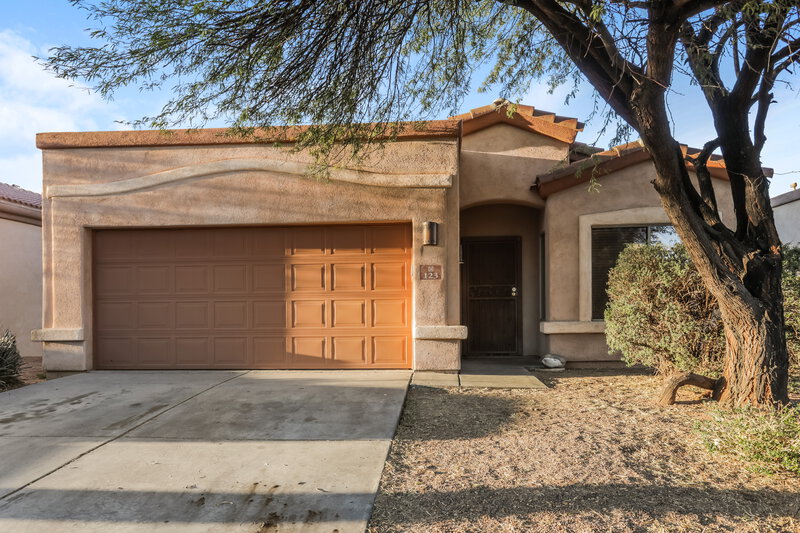 1,800/Mo, 123 E Corte Rancho Colina Sahuarita, AZ 85629 External View