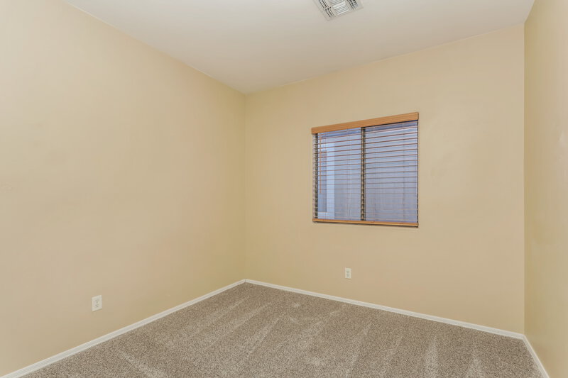 1,800/Mo, 123 E Corte Rancho Colina Sahuarita, AZ 85629 Bedroom View 3