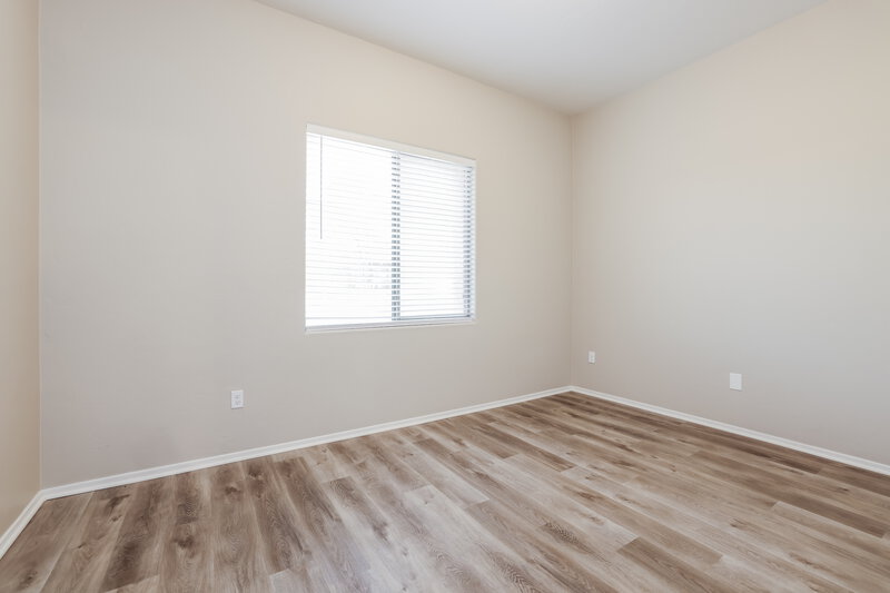 2,110/Mo, 420 S Blue River Loop Vail, AZ 85641 Bedroom View 2