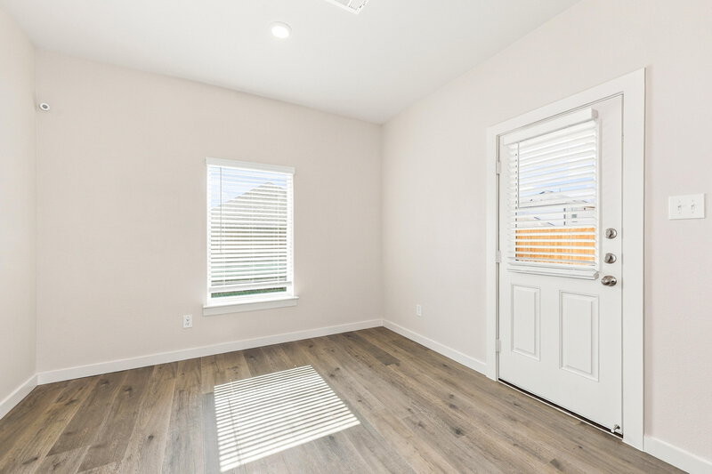 2,245/Mo, 105 Thomas Paine Dr Venus, TX 76084 Dining Room View