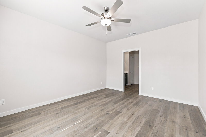 2,245/Mo, 105 Thomas Paine Dr Venus, TX 76084 Primary Bedroom View 2