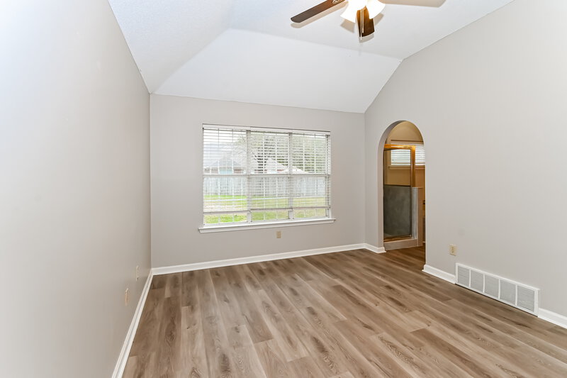 1,920/Mo, 9908 Morgan Manor Dr Olive Branch, MS 38654 Main Bedroom View