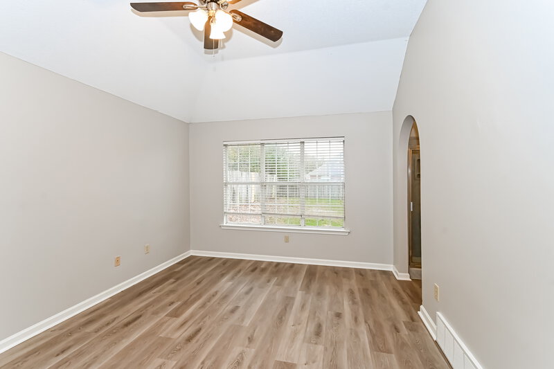 1,920/Mo, 9908 Morgan Manor Dr Olive Branch, MS 38654 Main Bedroom View 2