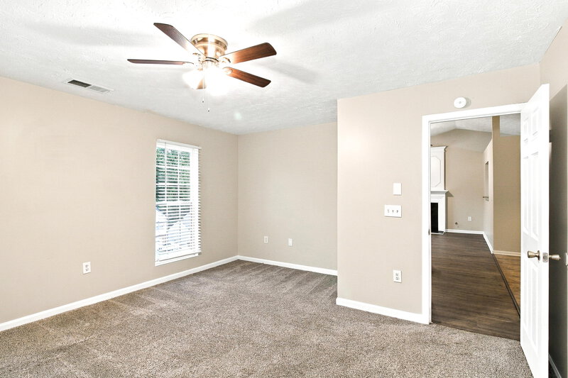 1,745/Mo, 6745 Hidden Lake Dr Rex, GA 30273 Primary Bedroom View 2