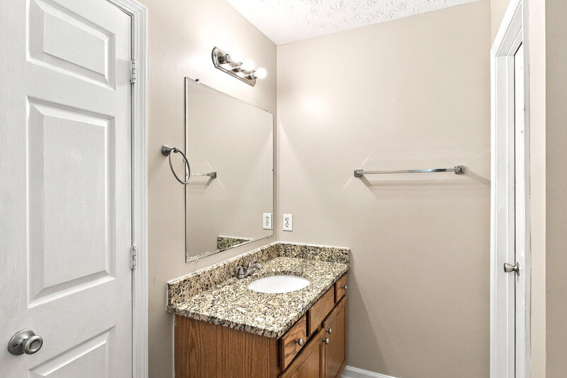 1,745/Mo, 6745 Hidden Lake Dr Rex, GA 30273 Primary Bathroom View