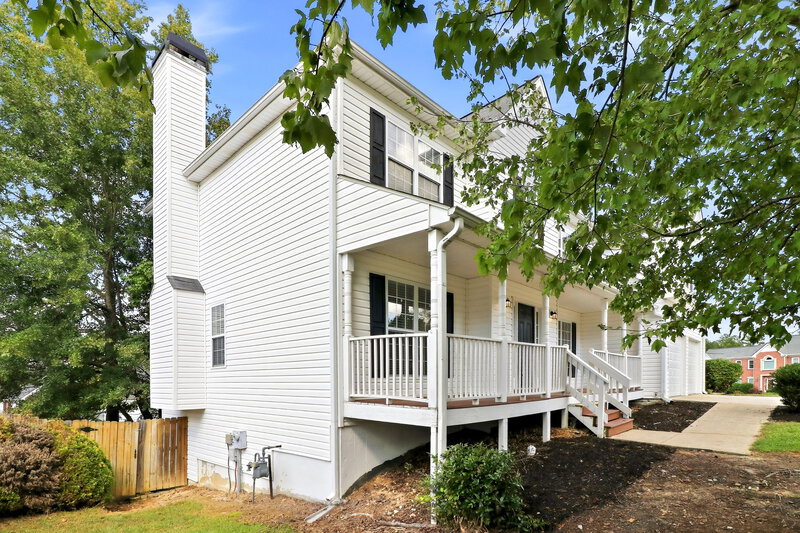 2,165/Mo, 1033 Saddle Brooke Drive Dallas, GA 30132 Front View