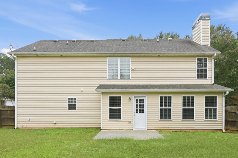 2,115/Mo, 3556 Bridle Brook Dr Auburn, GA 30011 Rear View